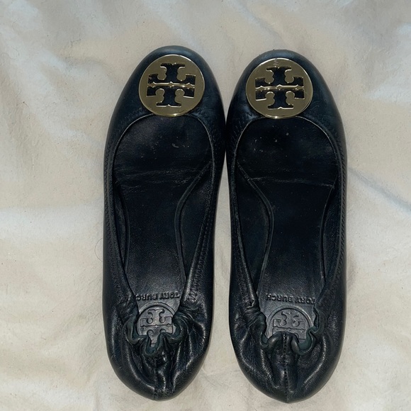 Tory Burch Shoes - Tory Burch Gold Logo Black Flats Size 7